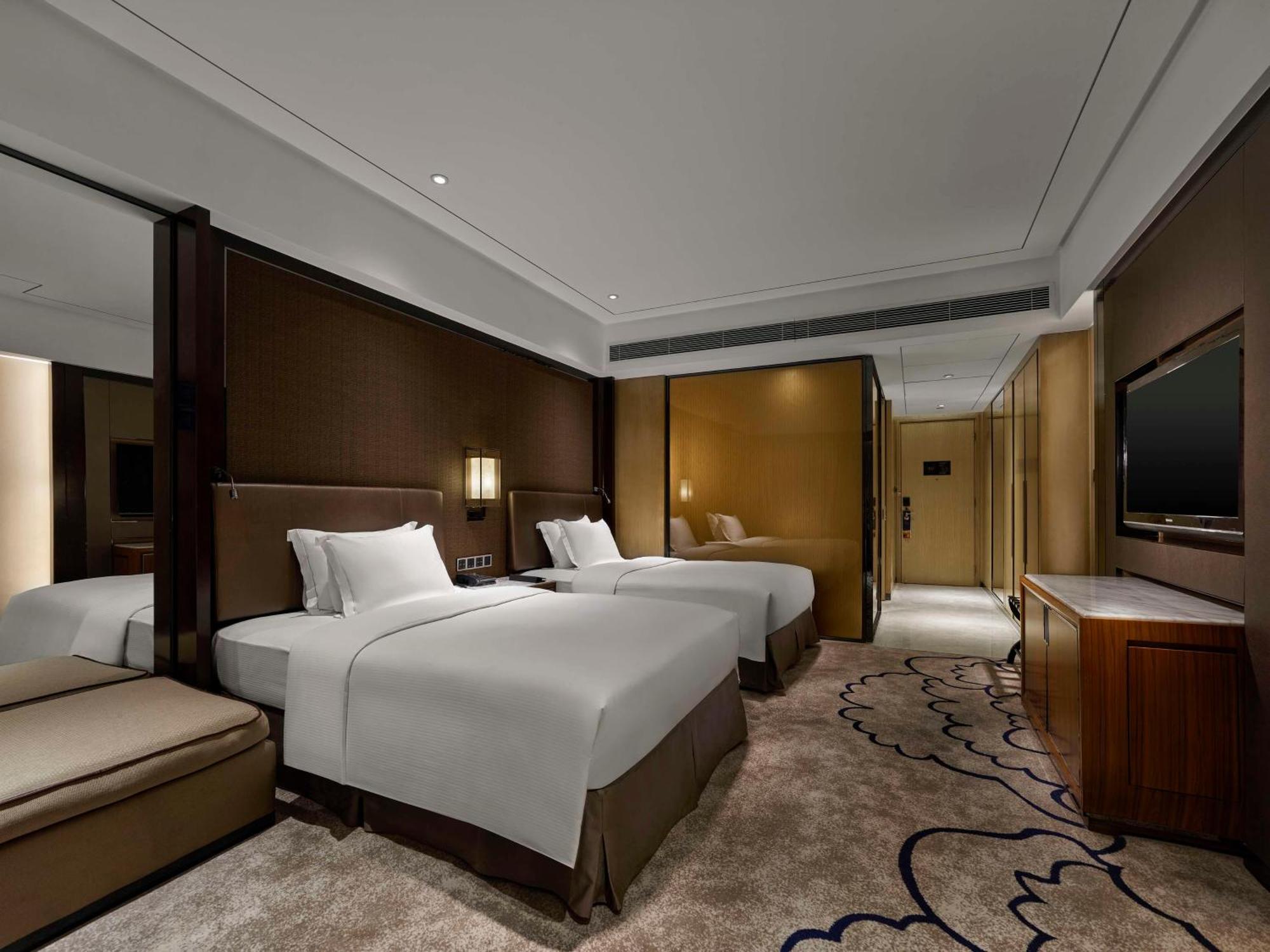 Hilton Zhongshan Downtown Екстер'єр фото