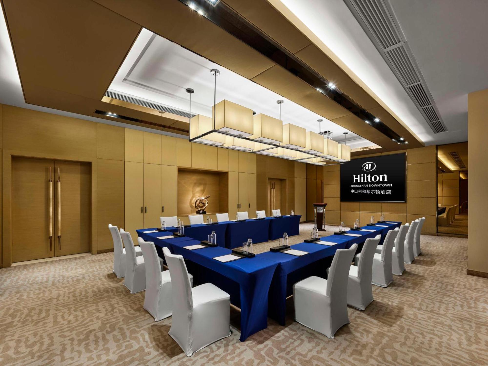 Hilton Zhongshan Downtown Екстер'єр фото